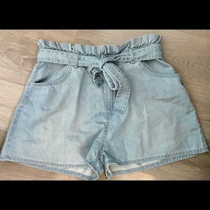 DESIGNED BY ROXY!!!! NWT HIGH WAISTED SHORTS